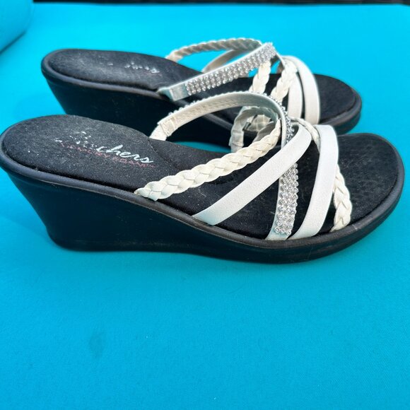 Women's White Rhinestone Skechers sandals, size 7 - Picture 2 of 3
